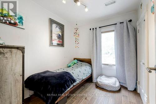 24 Ramore Street, Cambridge, ON - Indoor Photo Showing Bedroom