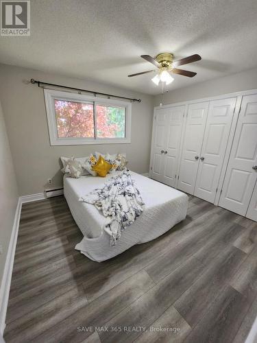 46 Radcliffe Crescent, London, ON - Indoor Photo Showing Bedroom