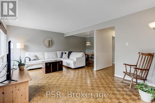 17 Centennial Park Road W, Toronto, ON - Indoor Photo Showing Living Room