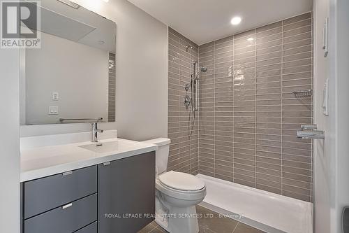 1208 - 3200 William Coltson Avenue, Oakville, ON - Indoor Photo Showing Bathroom