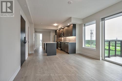 1208 - 3200 William Coltson Avenue, Oakville, ON - Indoor Photo Showing Kitchen