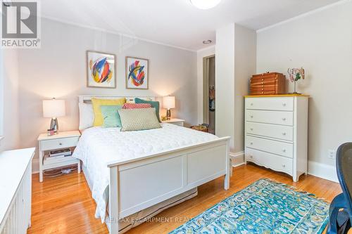 19 Jackson Avenue, Toronto, ON - Indoor Photo Showing Bedroom