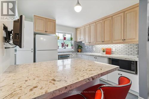 10 - 2145 Sherobee Road, Mississauga (Cooksville), ON - Indoor Photo Showing Kitchen