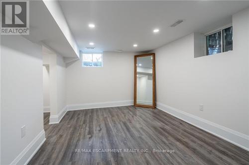 1017 Plains View Avenue, Burlington, ON - Indoor Photo Showing Other Room