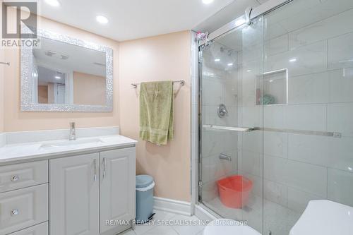 19 Checkerberry Crescent, Brampton, ON - Indoor Photo Showing Bathroom