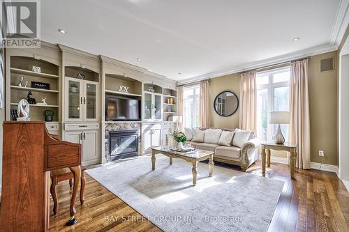 32 Ridgestone Drive, Richmond Hill, ON - Indoor Photo Showing Living Room With Fireplace