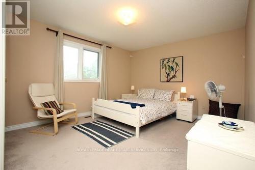 3395 Cajun Crescent, Mississauga, ON - Indoor Photo Showing Bedroom