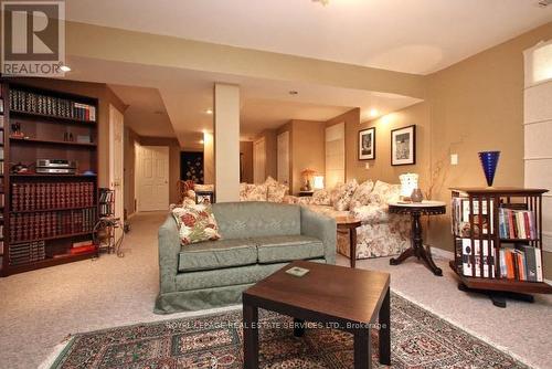 3395 Cajun Crescent, Mississauga, ON - Indoor Photo Showing Living Room