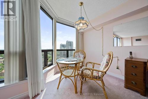 1602 - 200 Robert Speck Parkway, Mississauga, ON - Indoor Photo Showing Dining Room