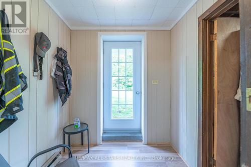 729 County Rd 49, Kawartha Lakes, ON - Indoor Photo Showing Other Room