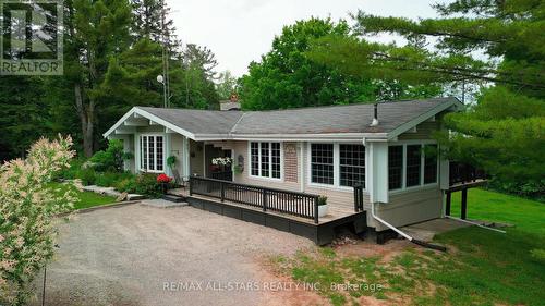 729 County Rd 49, Kawartha Lakes, ON - Outdoor With Facade