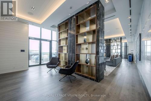 419 - 55 Merchant'S Wharf, Toronto, ON - Indoor