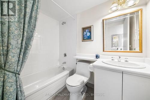 2104 - 215 Wynford Drive, Toronto, ON - Indoor Photo Showing Bathroom