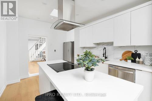 5 1/2 Luttrell Avenue, Toronto, ON - Indoor Photo Showing Kitchen