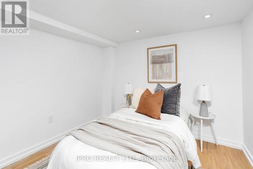 5 1/2 Luttrell Avenue, Toronto, ON - Indoor Photo Showing Bedroom