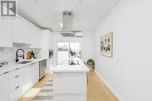 5 1/2 Luttrell Avenue, Toronto, ON - Indoor Photo Showing Kitchen