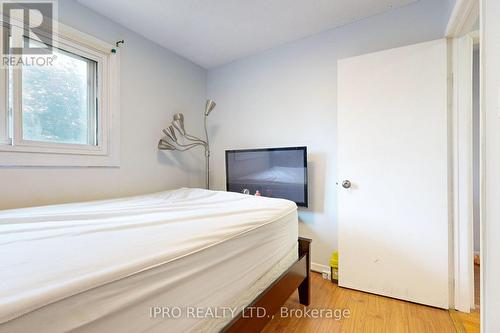 32 Tipton Crescent, Ajax (Central West), ON - Indoor Photo Showing Bedroom