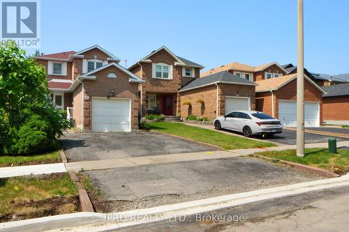 32 Tipton Crescent, Ajax (Central West), ON - Outdoor With Facade