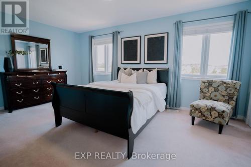 44 Knotwood Crescent, Toronto, ON - Indoor Photo Showing Bedroom