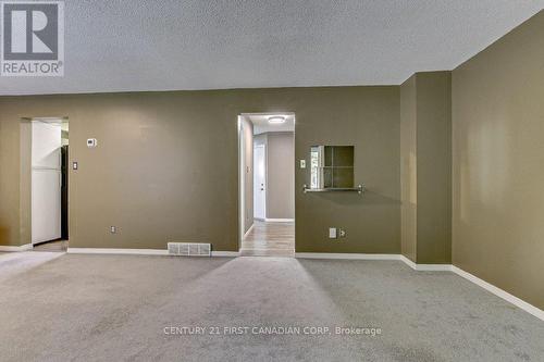 33 - 1845 Aldersbrook Road, London, ON - Indoor Photo Showing Other Room