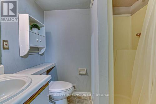 33 - 1845 Aldersbrook Road, London, ON - Indoor Photo Showing Bathroom