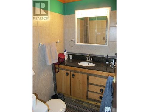 107 Chesley Road, Quesnel, BC - Indoor Photo Showing Bathroom