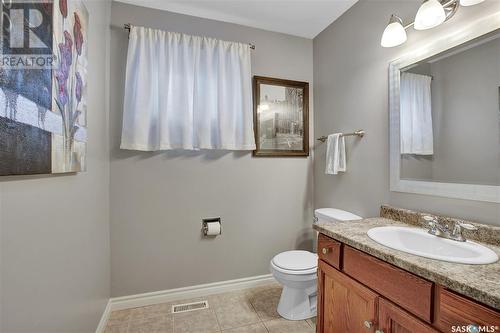 455 Christopher Road, Saskatoon, SK - Indoor Photo Showing Bathroom