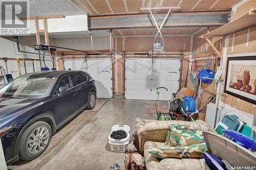 455 Christopher Road, Saskatoon, SK - Indoor Photo Showing Garage