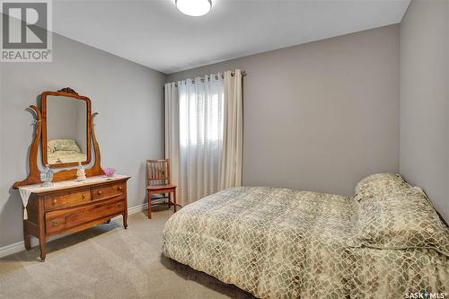 455 Christopher Road, Saskatoon, SK - Indoor Photo Showing Bedroom