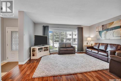 455 Christopher Road, Saskatoon, SK - Indoor Photo Showing Living Room