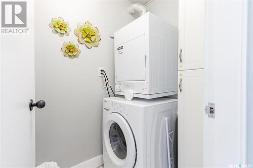13 2410 Louise Street, Saskatoon, SK - Indoor Photo Showing Laundry Room