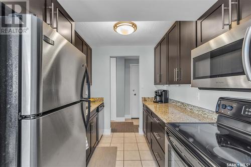 13 2410 Louise Street, Saskatoon, SK - Indoor Photo Showing Kitchen With Stainless Steel Kitchen