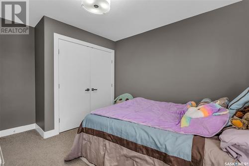 210 Mahabir Court, Saskatoon, SK - Indoor Photo Showing Bedroom