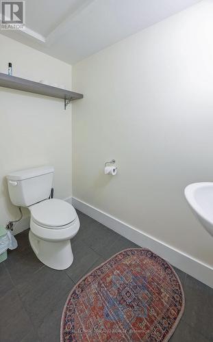 3 - 628 Dufferin Avenue, London, ON - Indoor Photo Showing Bathroom
