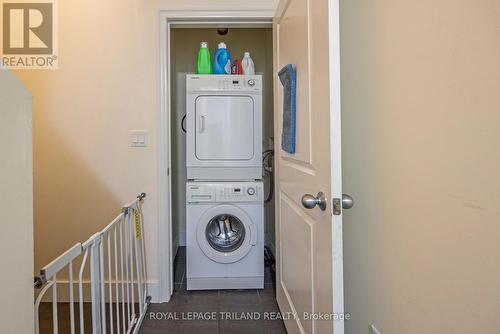 3 - 628 Dufferin Avenue, London, ON - Indoor Photo Showing Laundry Room