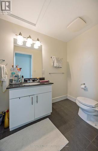 3 - 628 Dufferin Avenue, London, ON - Indoor Photo Showing Bathroom