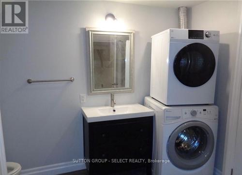 Lower - 83 Britannia Avenue, London, ON - Indoor Photo Showing Laundry Room