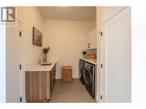 120 Fawn Court, Penticton, BC - Indoor Photo Showing Laundry Room