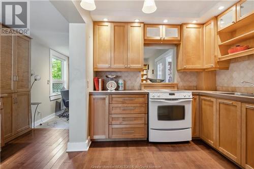 176 Church St, Moncton, NB - Indoor Photo Showing Kitchen