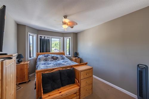 102-361 Brunswick Street, Penticton, BC - Indoor Photo Showing Bedroom