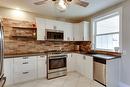 1349 Orchard Drive, Kelowna, BC  - Indoor Photo Showing Kitchen 