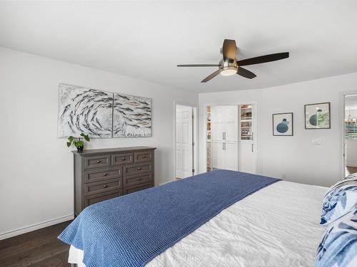 4320 Bedford Road, Kelowna, BC - Indoor Photo Showing Bedroom