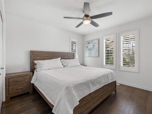 4320 Bedford Road, Kelowna, BC - Indoor Photo Showing Bedroom