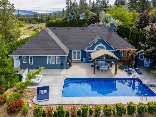 4320 Bedford Road, Kelowna, BC - Outdoor With In Ground Pool