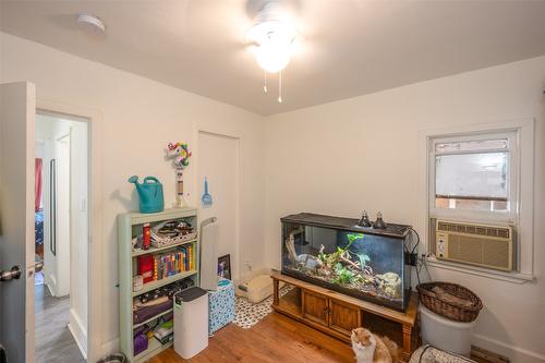 294 Norton Street, Penticton, BC - Indoor