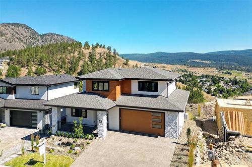 981 Lochness Street, Kelowna, BC - Outdoor