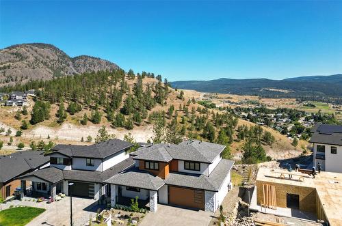 981 Lochness Street, Kelowna, BC - Outdoor