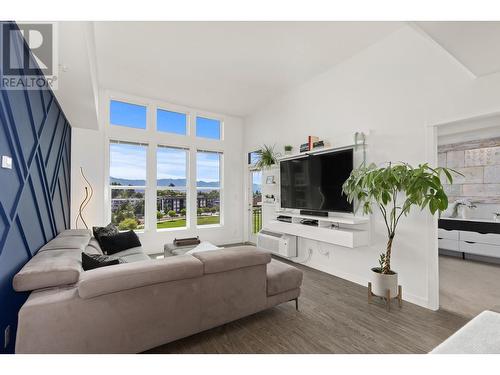 1770 Richter Street Unit# Ph10, Kelowna, BC 