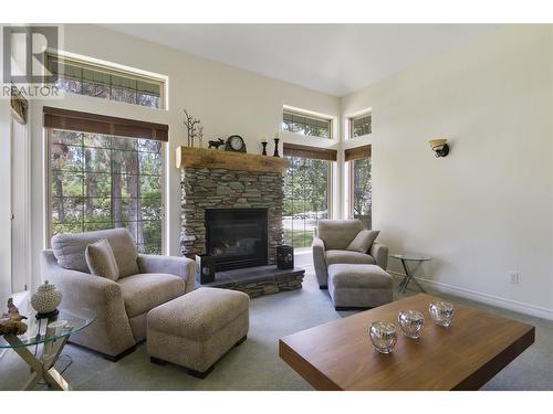 4163 Mahonia Drive S, Kelowna, BC - Indoor Photo Showing Laundry Room