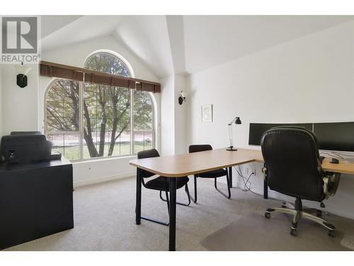 4163 Mahonia Drive S, Kelowna, BC - Indoor Photo Showing Other Room